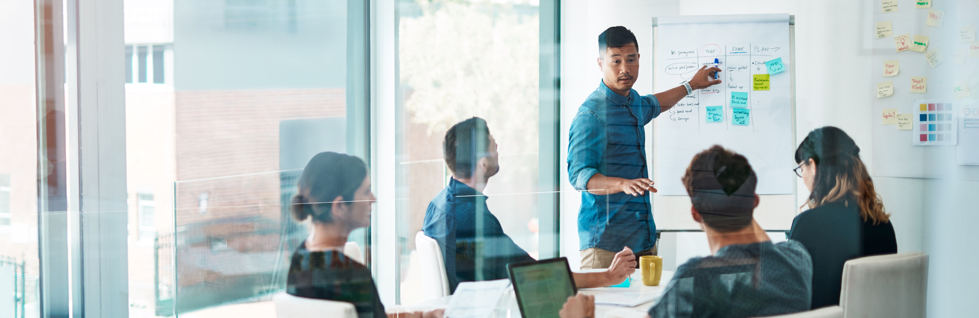 ¿A quién acudir al iniciar un negocio en Estados Unidos?